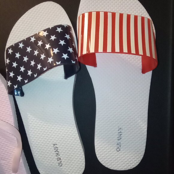 Old Navy NWOT Flip Flops/ Slides Lot of 4 Women's Size 8 Red, Blue, Pink, Flag - Picture 5 of 10